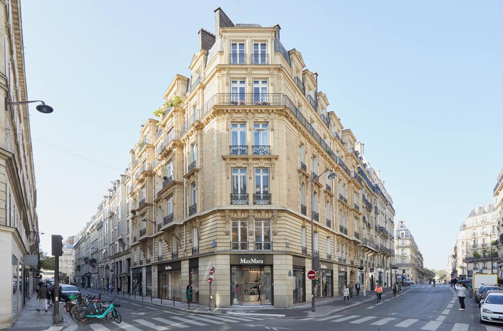 MAX MARA RUE DU FOUR STORE REOPENING